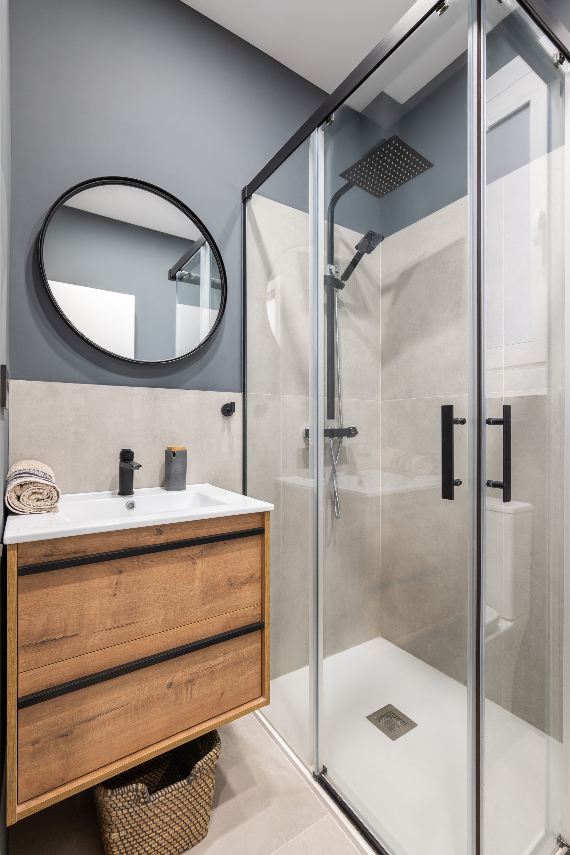 Bathtub Replacement or Tub to Shower Conversion
